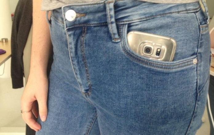 Я всегда держал свой телефон в кармане джинсов, пока не прочитал это и не обнаружил, что совершил огромную ошибку!